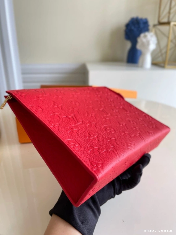 Official oldcobbler LOUIS VUITTON VOYAGE POCHETTE 0822